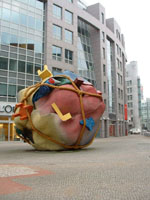 Houseball von Claes Oldenburg