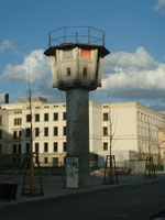 DDR-Wachturm am Leipziger Platz